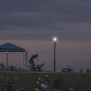 慢慢扎进丰满少妇的肉体
